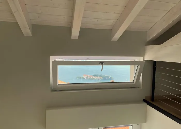 Ca Di Cambret With View דירה סטרסה